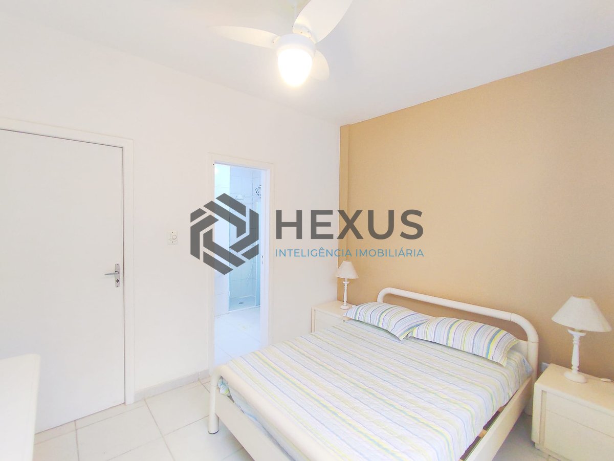 Foto 23 de Apartamento com quintal na Praia das Pitangueiras, Guaruja