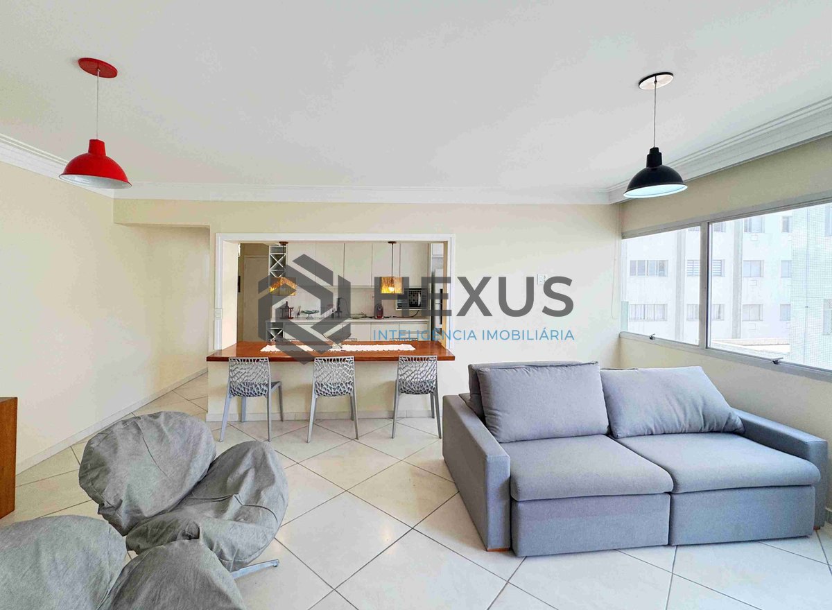 Foto 3 de Apartamento reformado a duas quadras da Praia das Asturias, Guaruja | Hexus