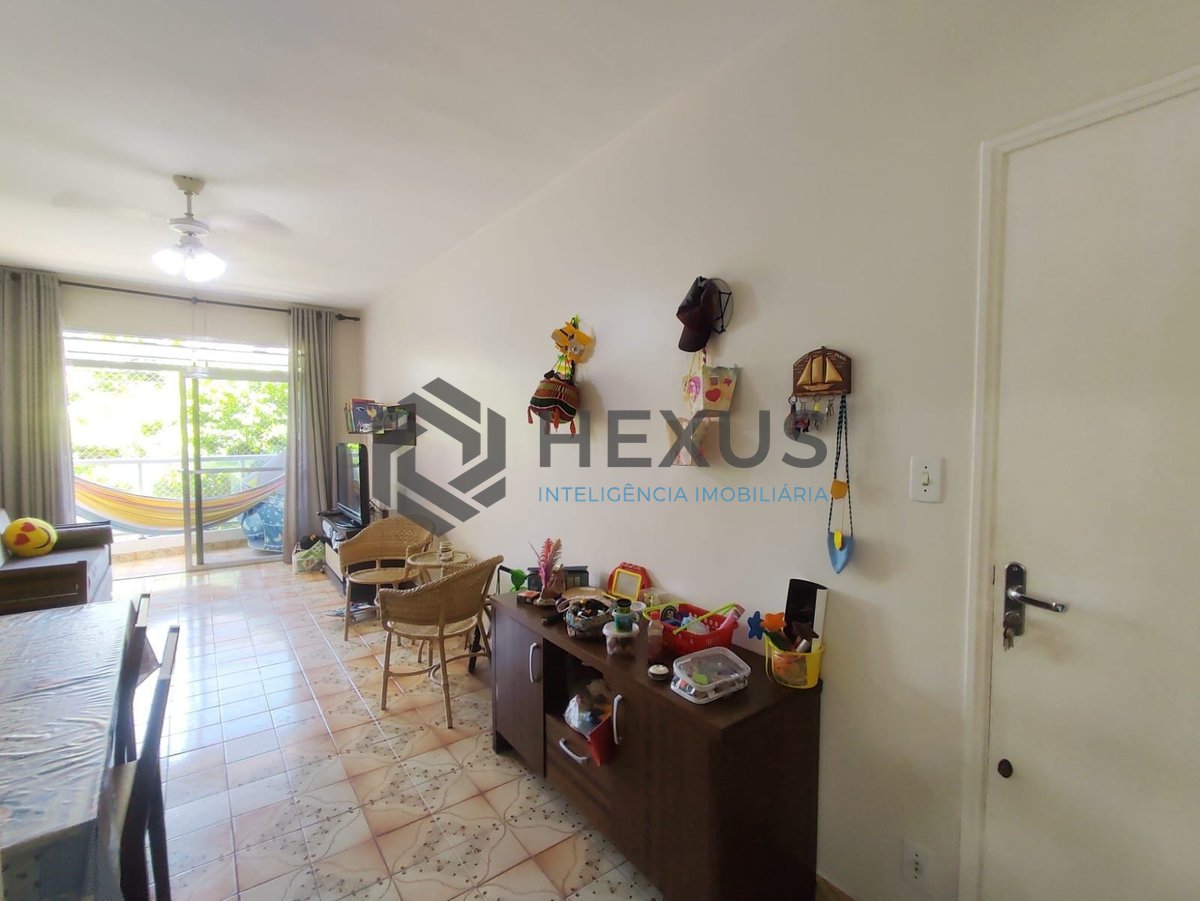 Foto 11 de Apartamento com varanda a duas quadras da Praia do Tombo, Guaruja