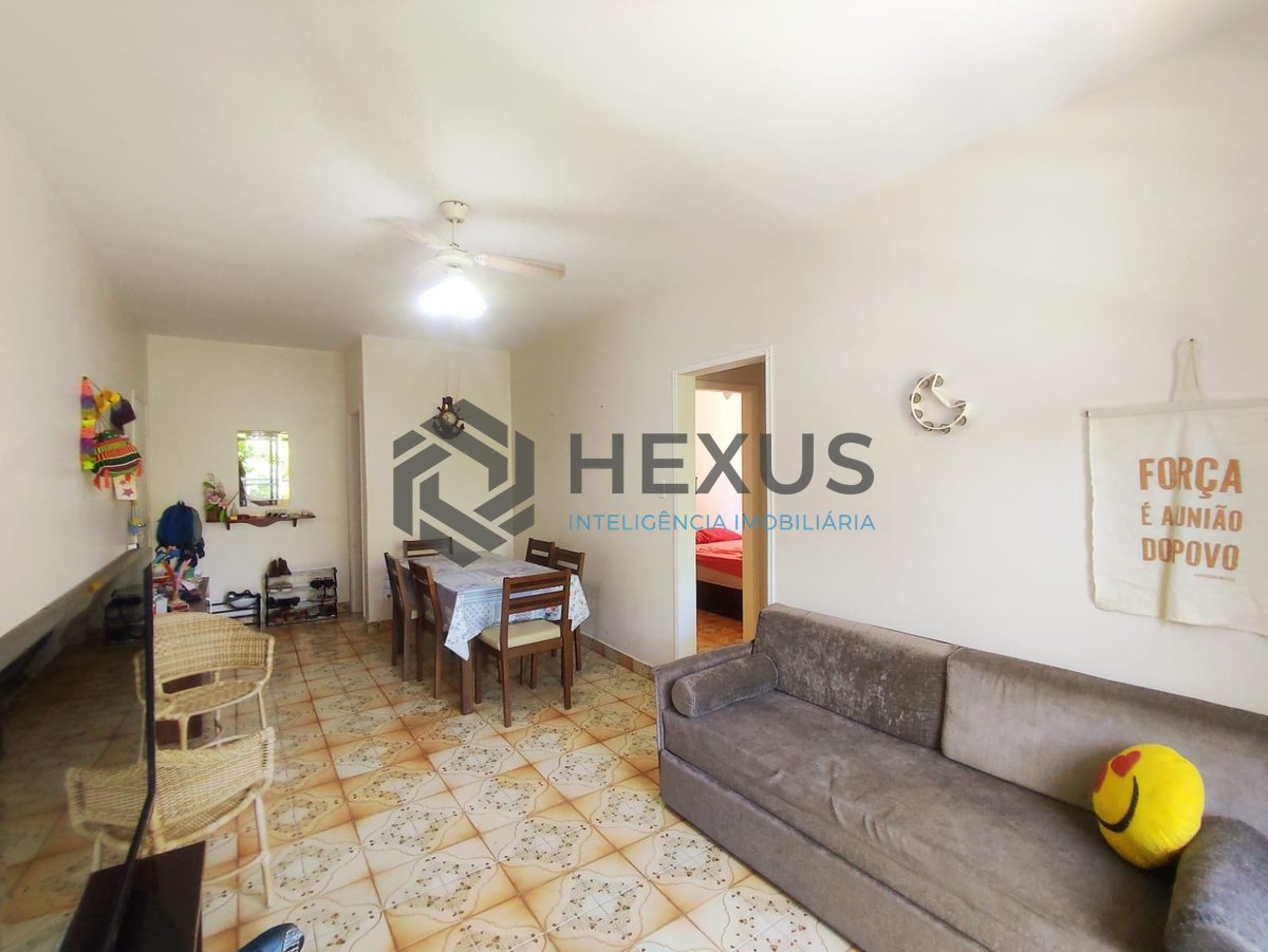 Foto 6 de Apartamento com varanda a duas quadras da Praia do Tombo, Guaruja