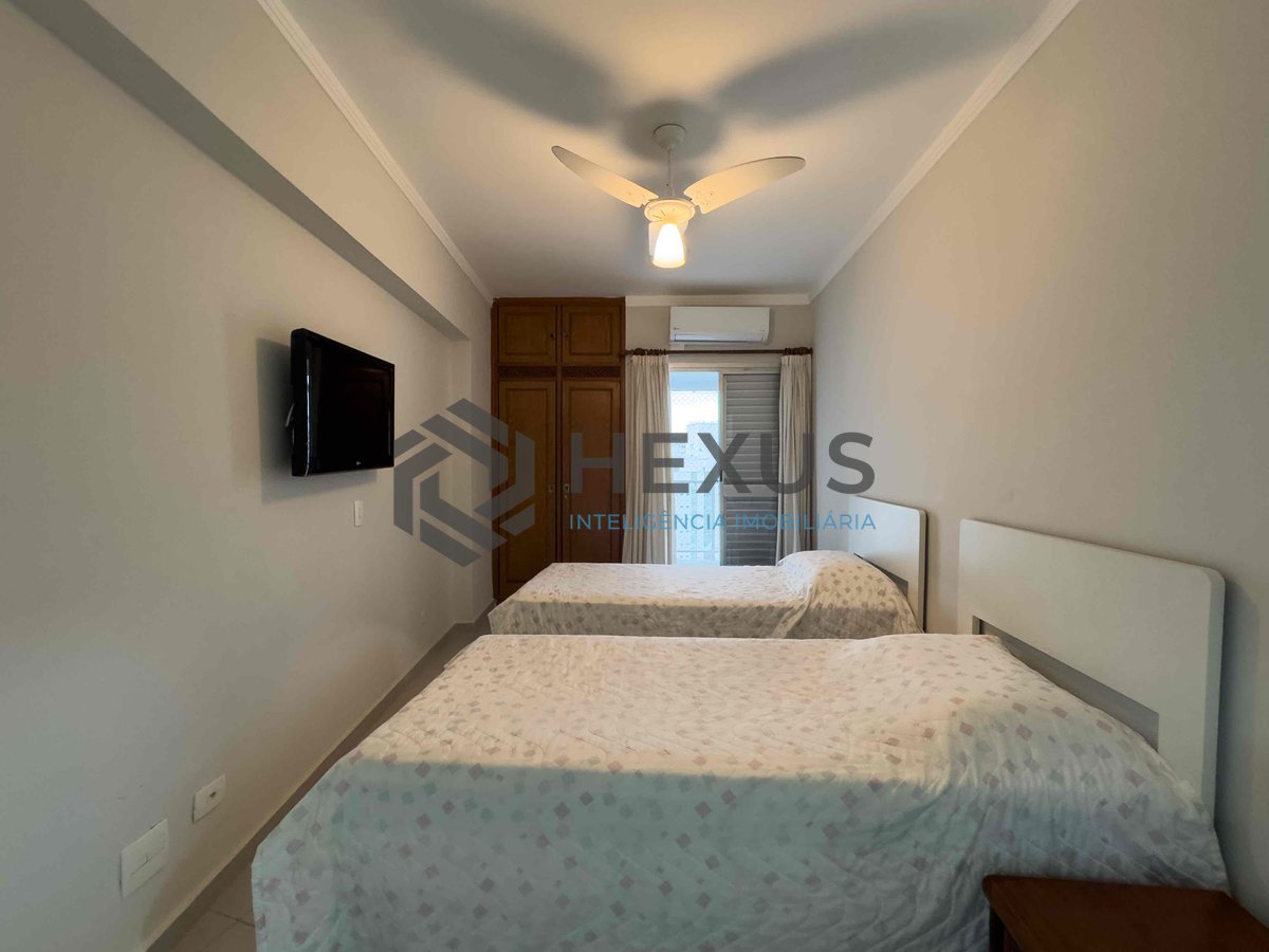Foto 17 de Apartamento com varanda, vista mar, lazer, quadra mar da Praia das Pitangueiras, Guaruja - Hexus