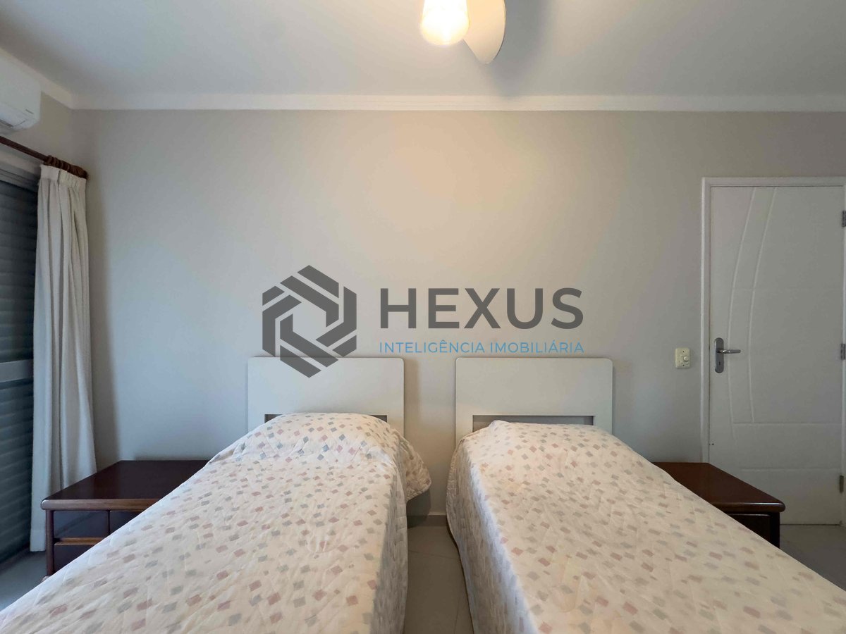 Foto 18 de Apartamento com varanda, vista mar, lazer, quadra mar da Praia das Pitangueiras, Guaruja - Hexus
