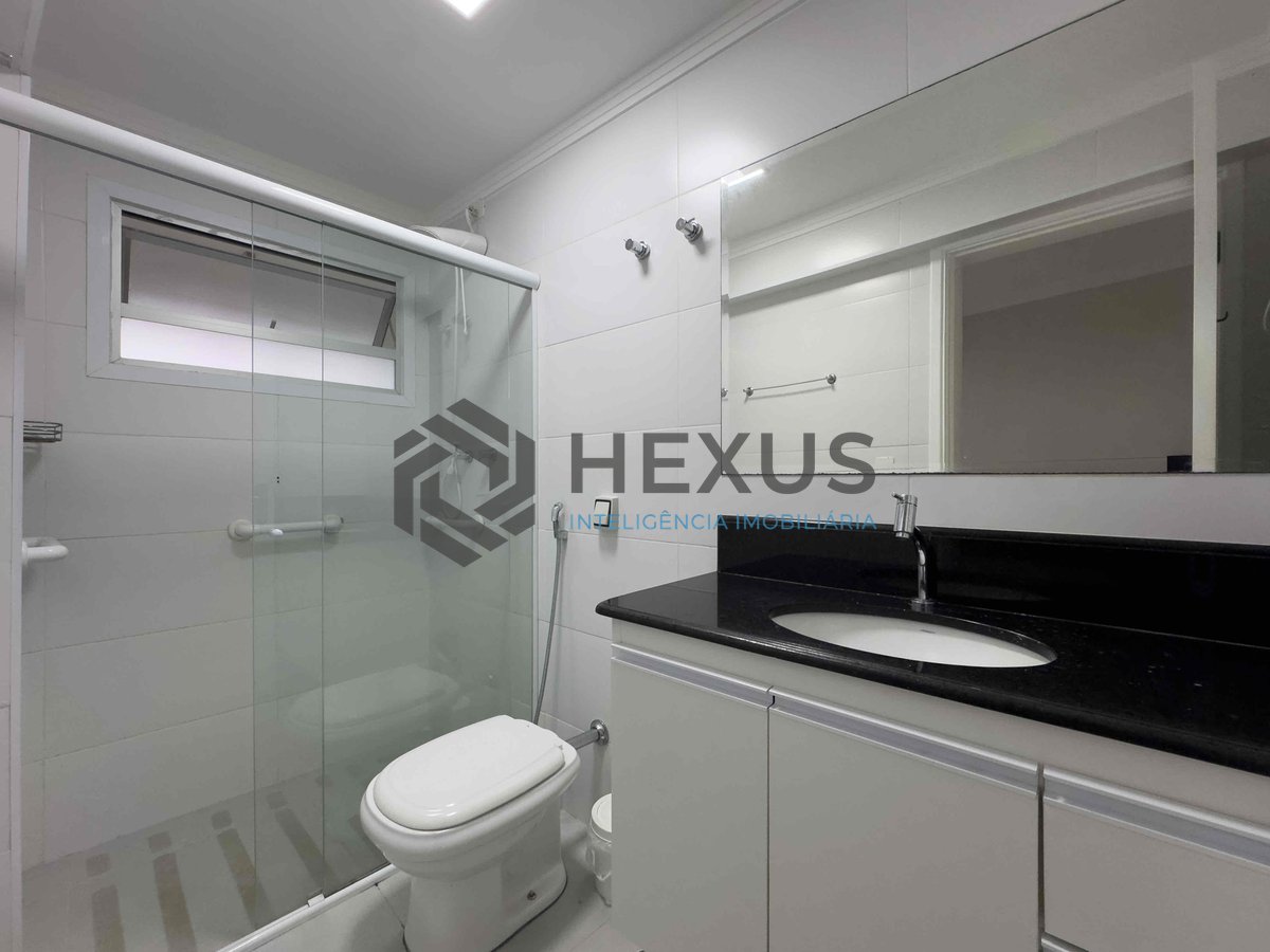 Foto 26 de Apartamento com varanda, vista mar, lazer, quadra mar da Praia das Pitangueiras, Guaruja - Hexus