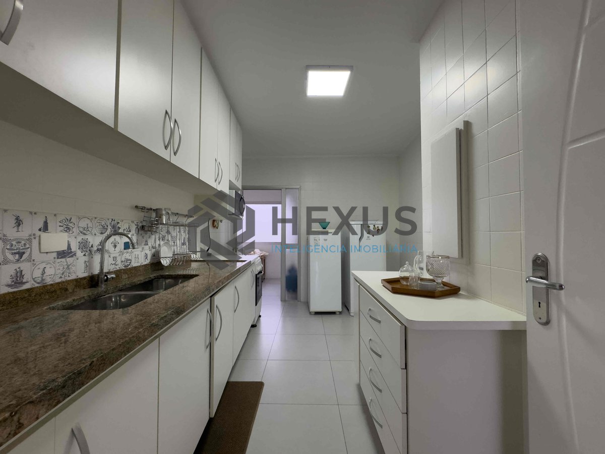 Foto 29 de Apartamento com varanda, vista mar, lazer, quadra mar da Praia das Pitangueiras, Guaruja - Hexus