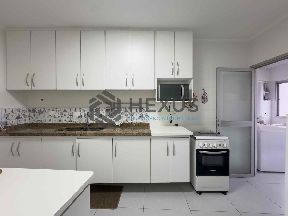 Foto 30 de Apartamento com varanda, vista mar, lazer, quadra mar da Praia das Pitangueiras, Guaruja - Hexus