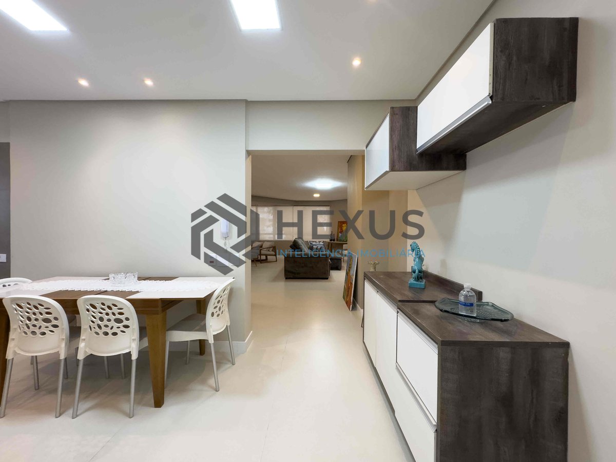Foto 16 de Apartamento reformado e mobiliado com lazer na Praia das Pitangueiras, Guaruja - Hexus