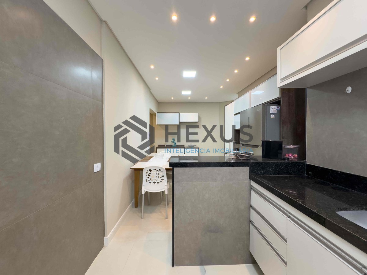 Foto 21 de Apartamento reformado e mobiliado com lazer na Praia das Pitangueiras, Guaruja - Hexus