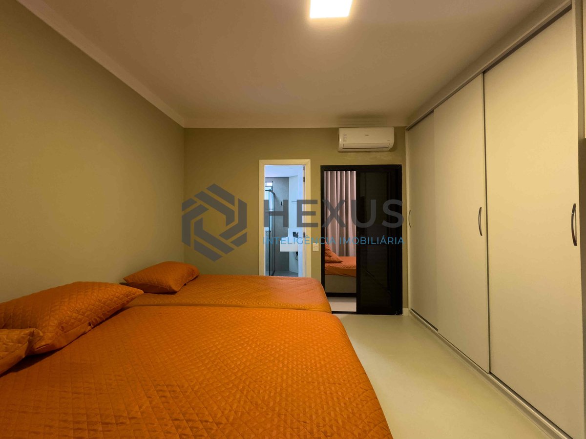 Foto 23 de Apartamento reformado e mobiliado com lazer na Praia das Pitangueiras, Guaruja - Hexus
