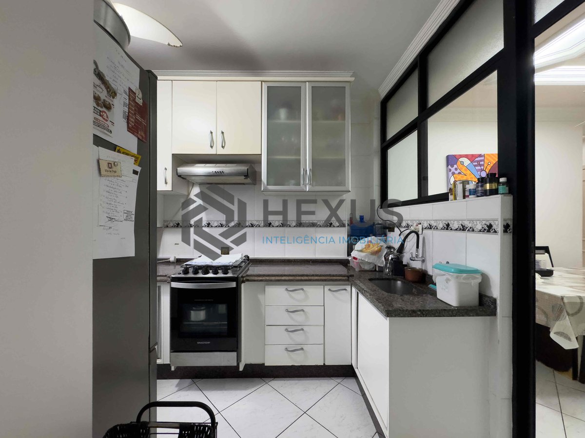 Foto 33 de Apartamento reformado e mobiliado com lazer na Praia das Pitangueiras, Guaruja