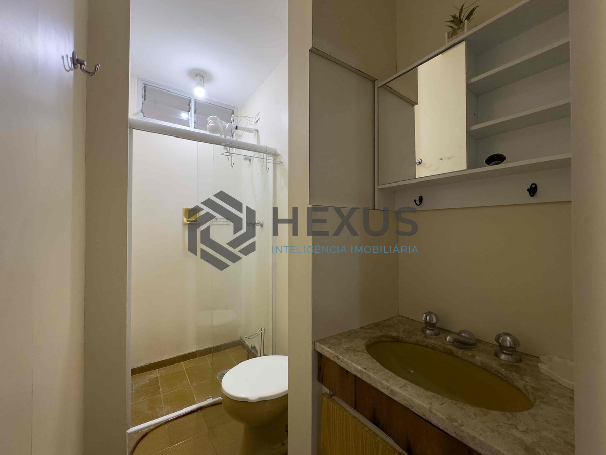 Foto 8 de Apartamento com varanda na quadra mar da Praia das Pitangueiras, Guaruja - Hexus
