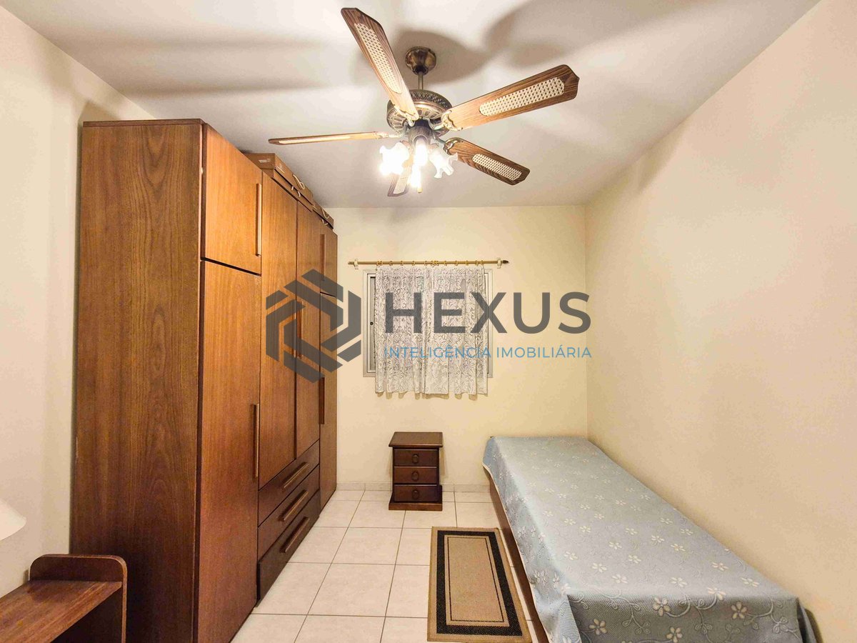 Foto 5 de Apartamento na quadra mar da Praia das Pitangueiras, Guaruja