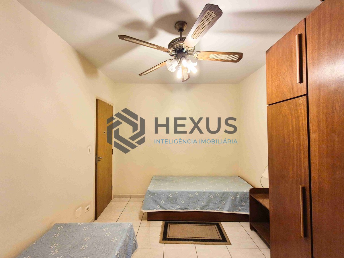 Foto 6 de Apartamento na quadra mar da Praia das Pitangueiras, Guaruja