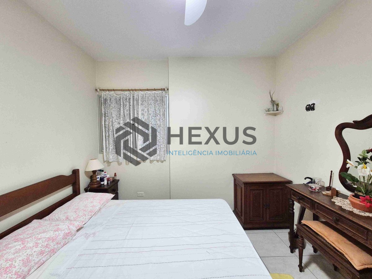 Foto 9 de Apartamento na quadra mar da Praia das Pitangueiras, Guaruja