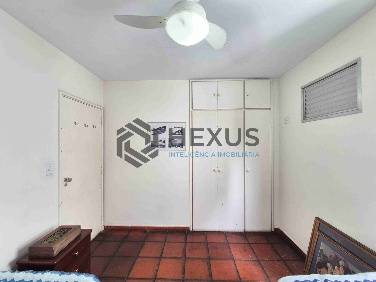 Foto 15 de Apartamento com varanda e lazer na Praia das Pitangueiras, Guaruja