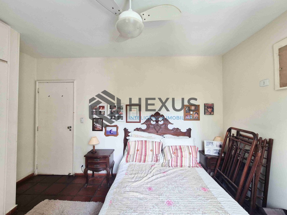 Foto 10 de Apartamento com varanda e lazer na Praia das Pitangueiras, Guaruja