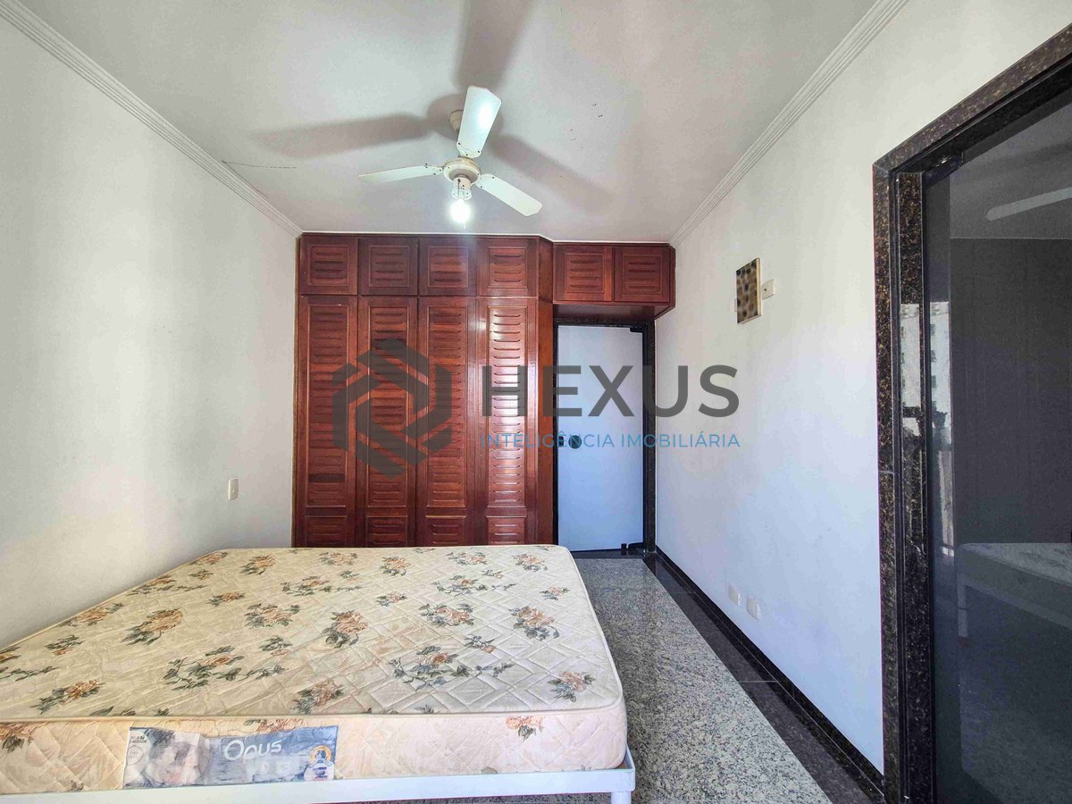 Foto 8 de Apartamento com varanda e lazer na Praia das Pitangueiras, Guaruja