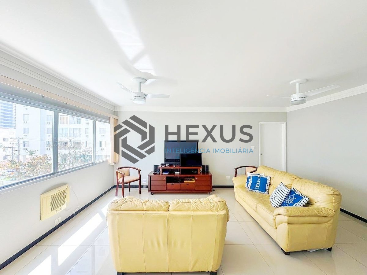 Foto 6 de Apartamento reformado a duas quadras da Praia das Asturias, Guaruja