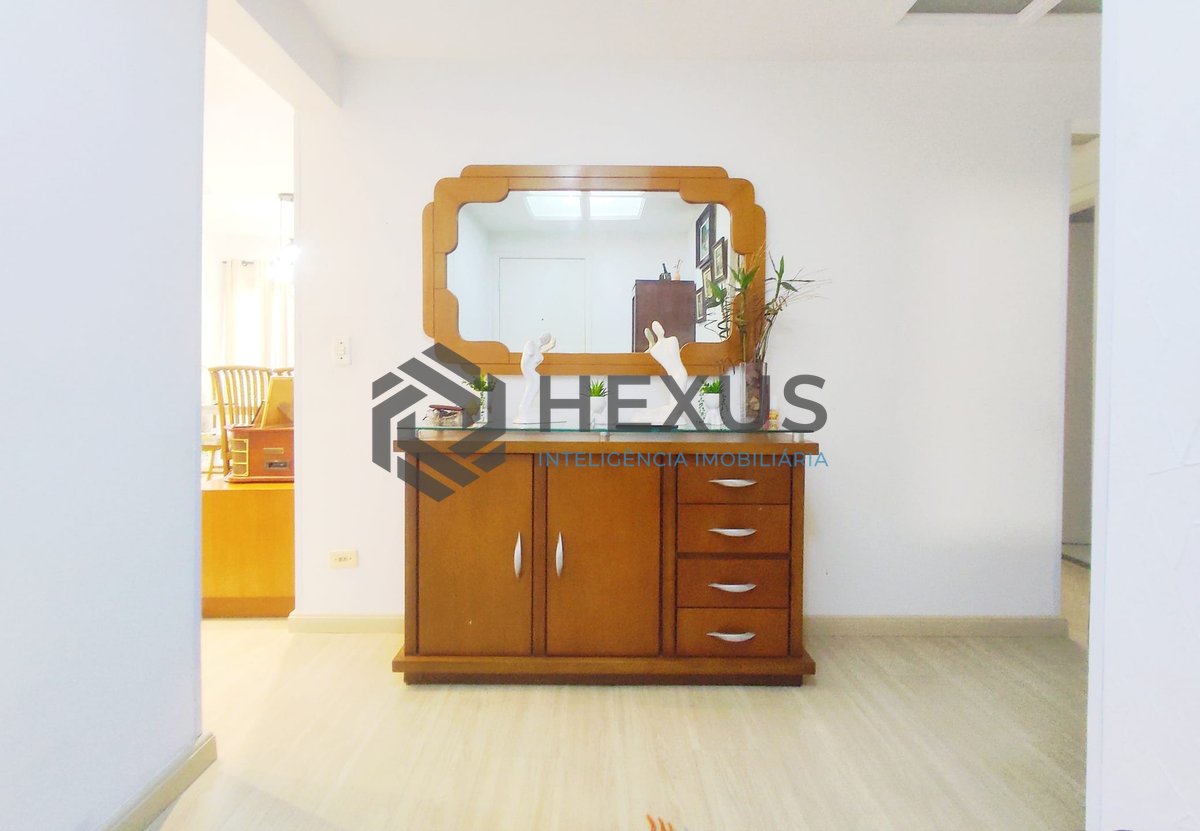 Foto 7 de Apartamento com varanda, 2 quartos, 1 vaga na praia das Asturias, Guaruja-sp