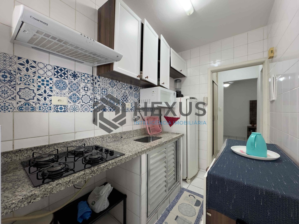Foto 15 de Apartamento a duas quadras da Praia das Pitangueiras, Guaruja