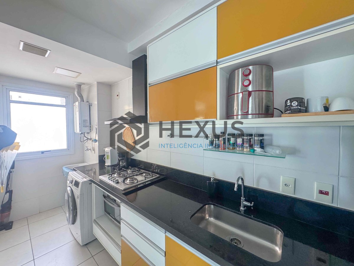Foto 17 de Apartamento com varanda gourmet a lazer na Praia das Pitangueiras, Guaruja