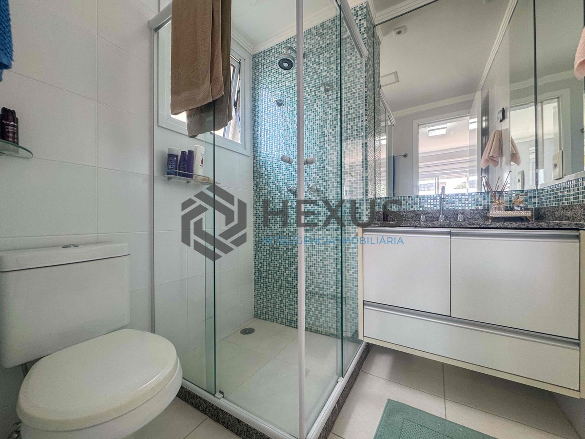 Foto 26 de Apartamento com varanda gourmet a lazer na Praia das Pitangueiras, Guaruja