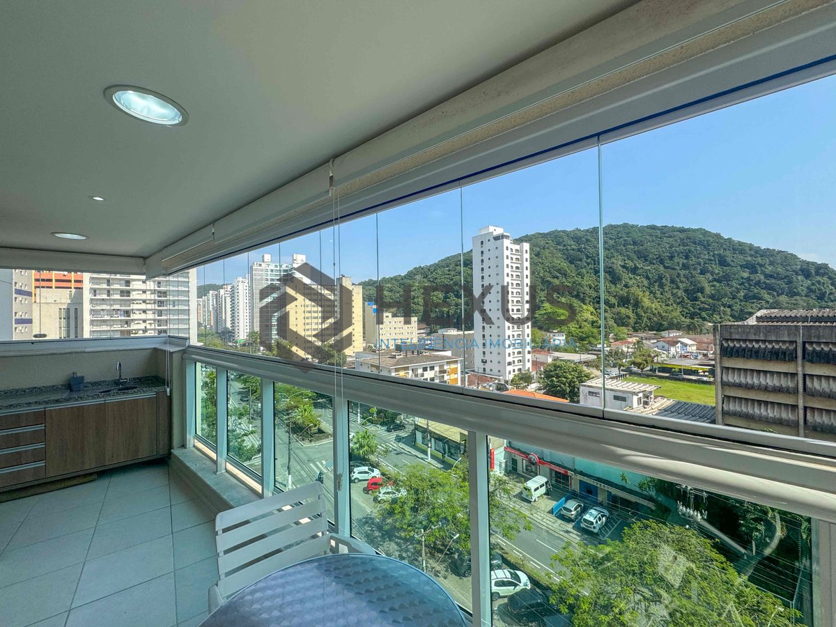 Foto 6 de Apartamento com varanda gourmet a lazer na Praia das Pitangueiras, Guaruja