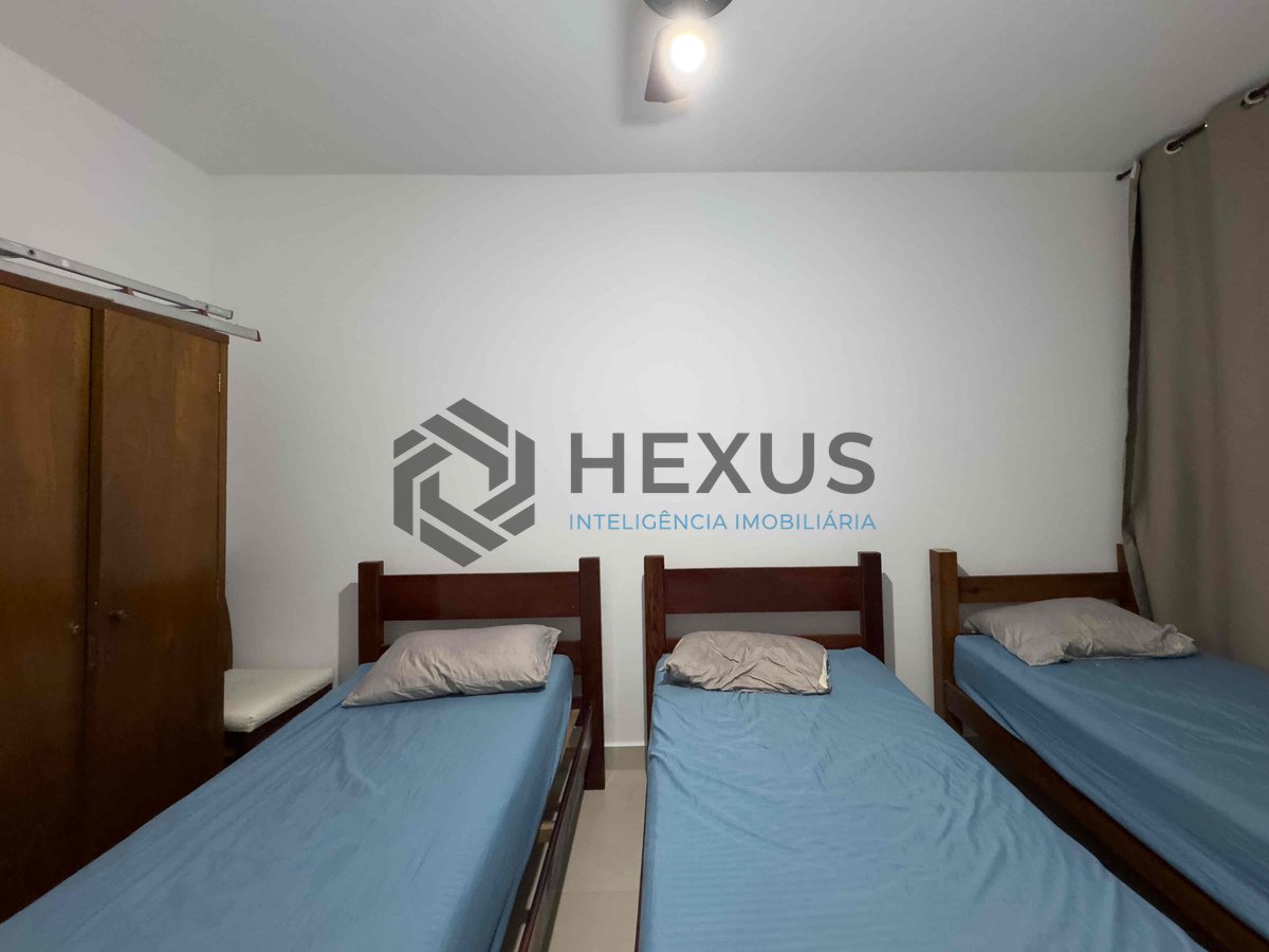 Foto 12 de Apartamento reformado e mobiliado na quadra mar da Praia das Pitangueiras, Guaruja