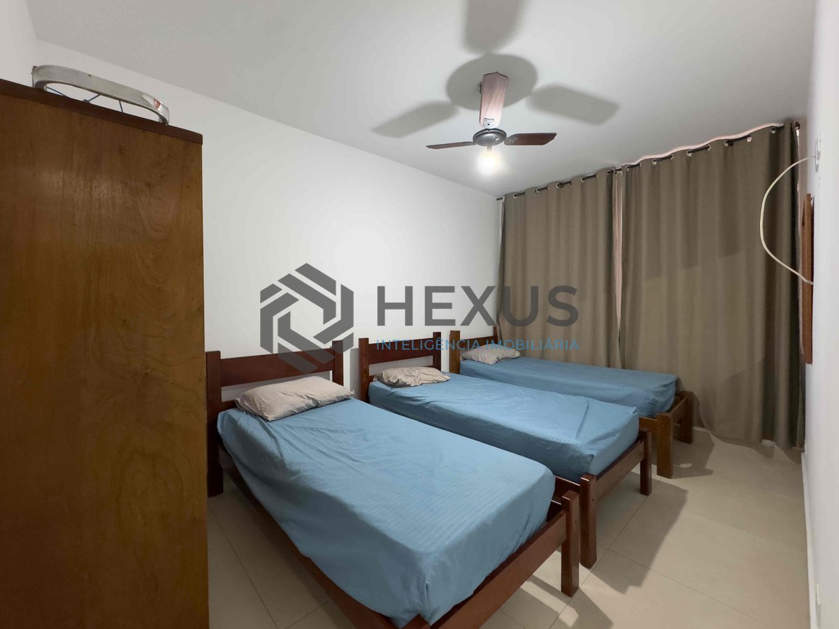Foto 9 de Apartamento reformado e mobiliado na quadra mar da Praia das Pitangueiras, Guaruja
