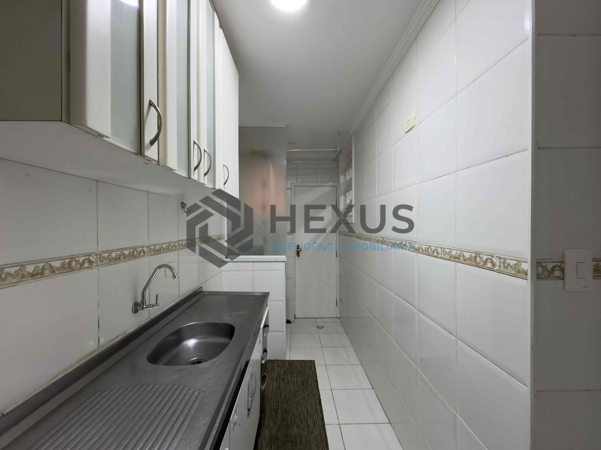 Foto 16 de Apartamento na quadra mar da Praia das Pitangueiras, Guaruja