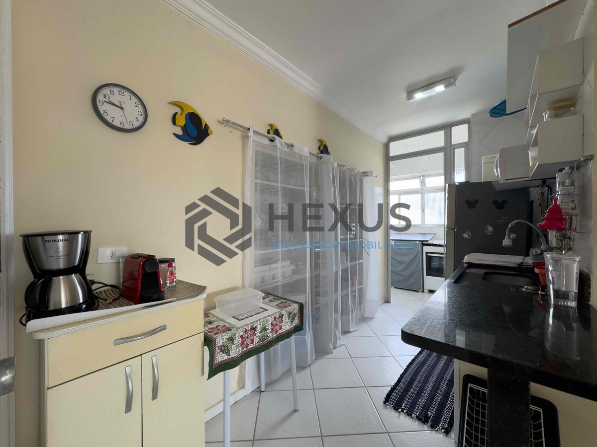 Foto 13 de Cobertura duplex com varanda e sacada na quadra mar da Praia das Pitangueiras, Guaruja