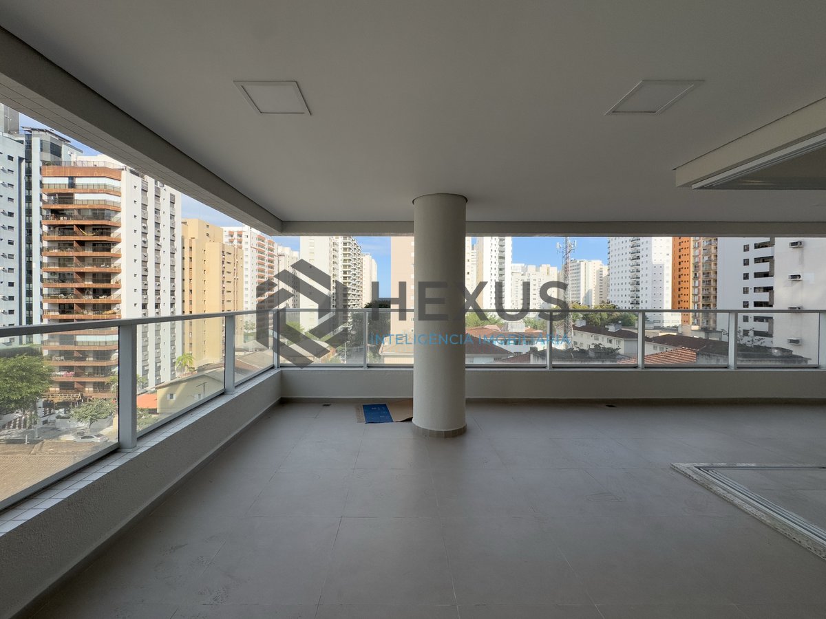 Foto 3 de Apartamento com varanda gourmet e lazer em prédio novo na Praia das Pitangueiras, Guaruja