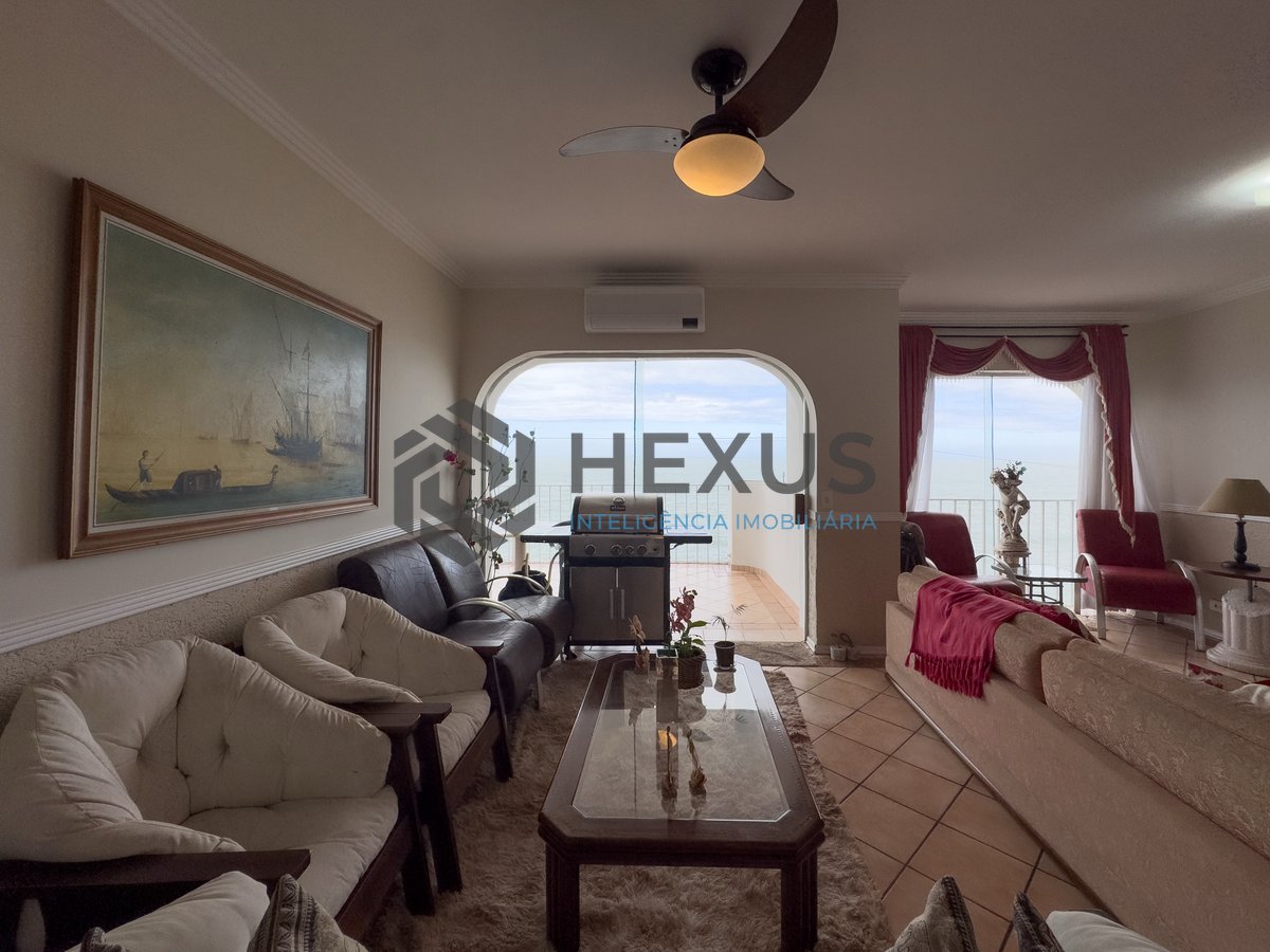 Foto 5 de Apartamento frente mar com varanda e vista mar na Praia das Pitangueiras, Guaruja
