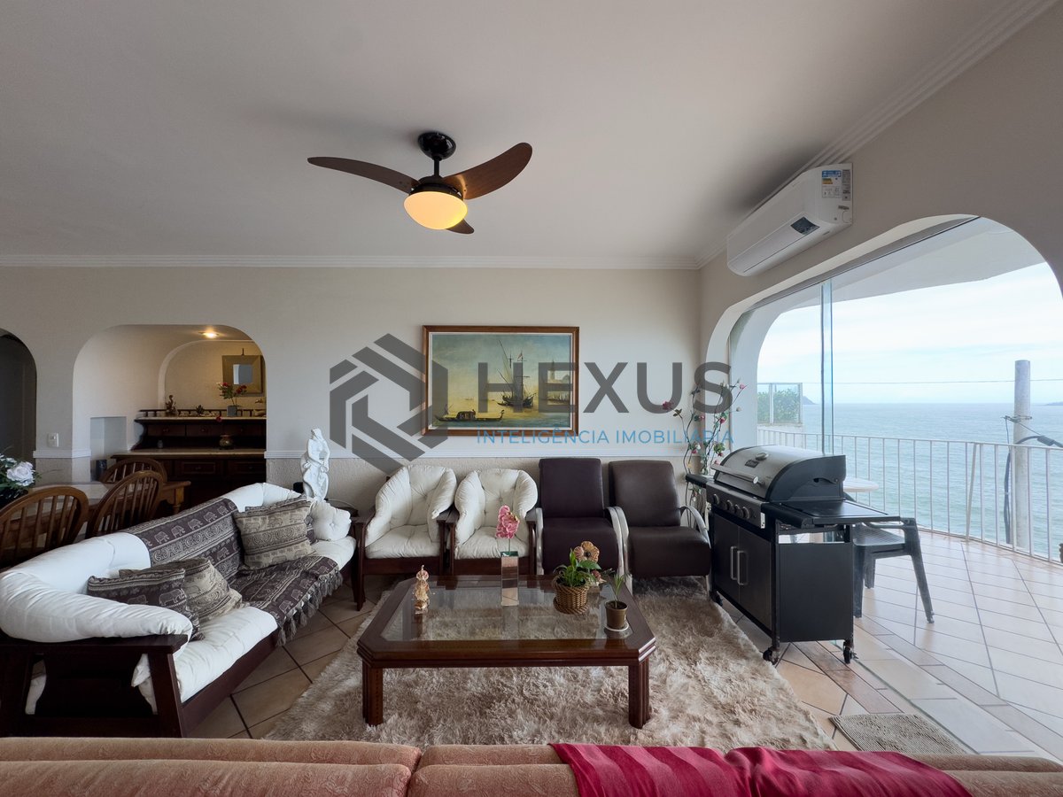 Foto 8 de Apartamento frente mar com varanda e vista mar na Praia das Pitangueiras, Guaruja