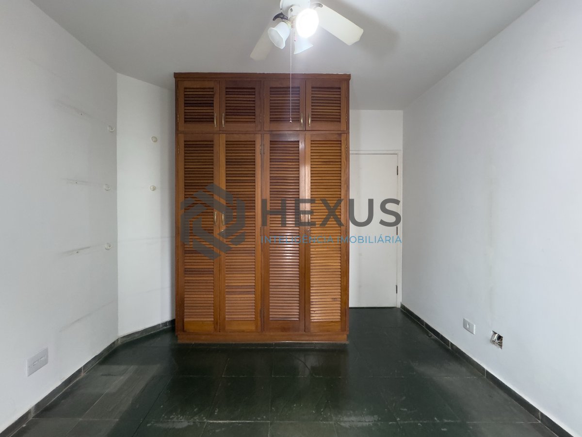 Foto 12 de Apartamento com varanda e lazer na Praia das Asturias, Guaruja