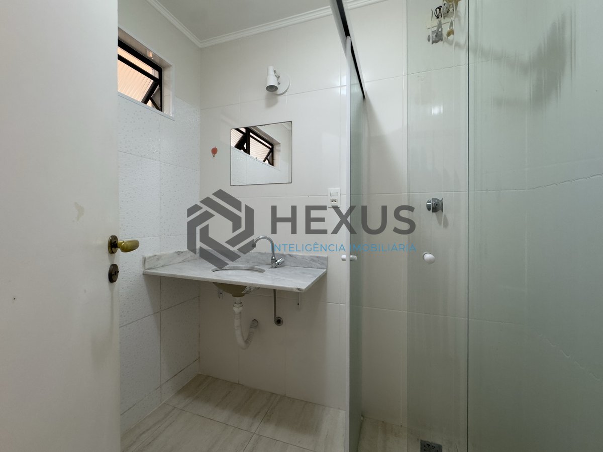 Foto 10 de Apartamento com varanda e lazer na Praia das Asturias, Guaruja