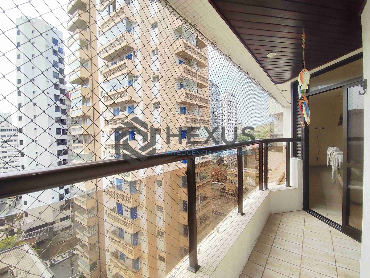 Foto 11 de Apartamento com varanda e lazer a uma quadra da Praia das Asturias, Guaruja