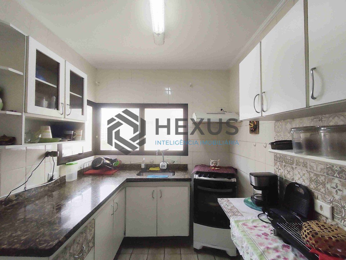 Foto 24 de Apartamento com varanda e lazer a uma quadra da Praia das Asturias, Guaruja