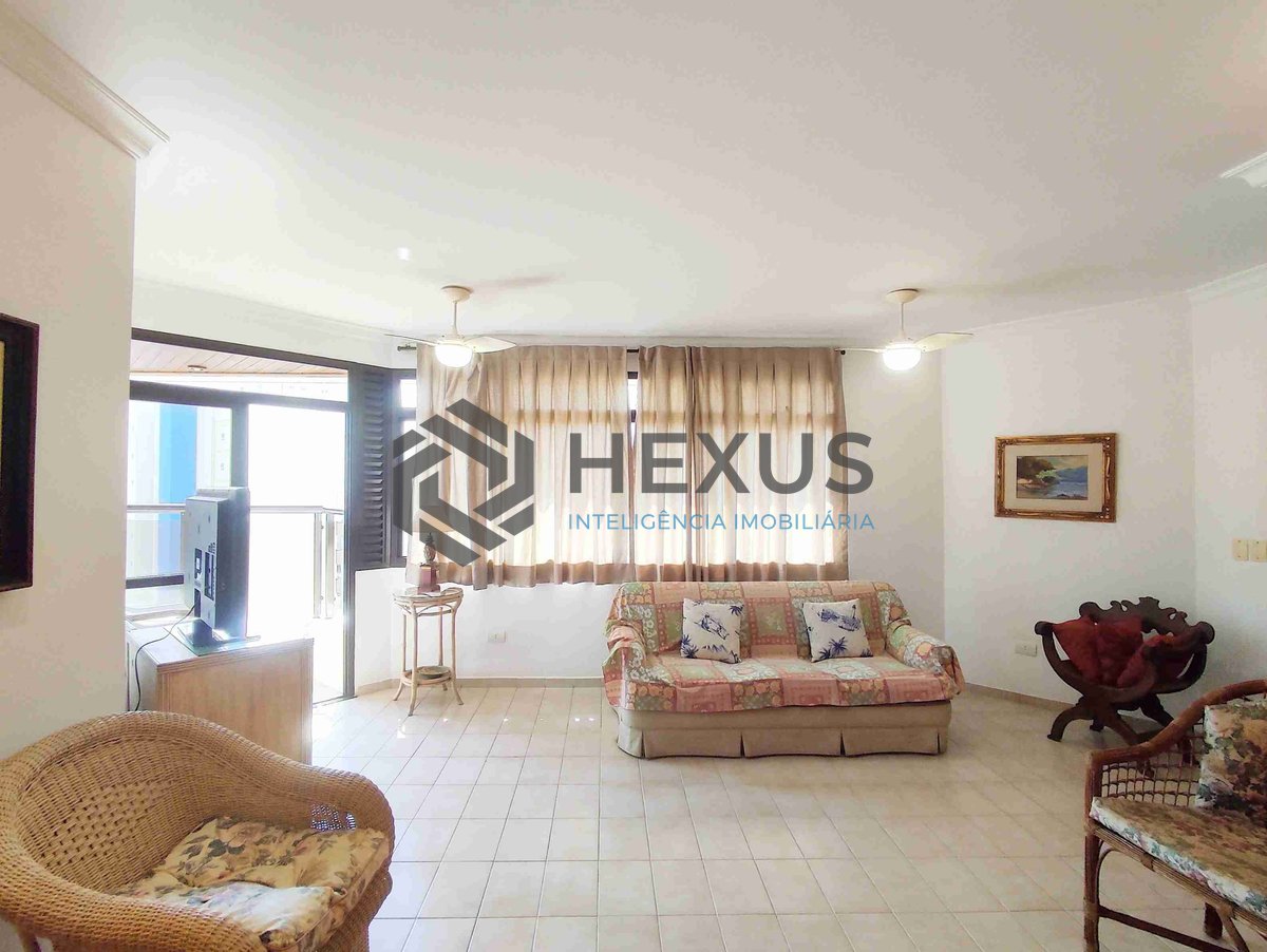 Foto 2 de Apartamento com varanda e lazer a uma quadra da Praia das Asturias, Guaruja