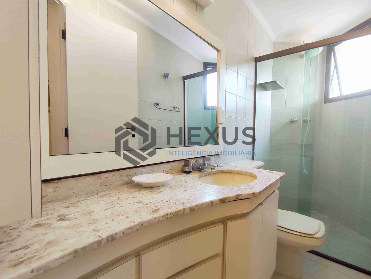Foto 18 de Apartamento com varanda e lazer a uma quadra da Praia das Asturias, Guaruja
