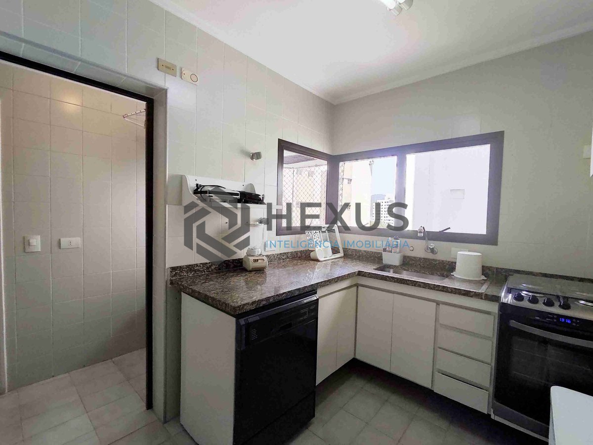 Foto 26 de Apartamento com varanda e lazer a uma quadra da Praia das Asturias, Guaruja