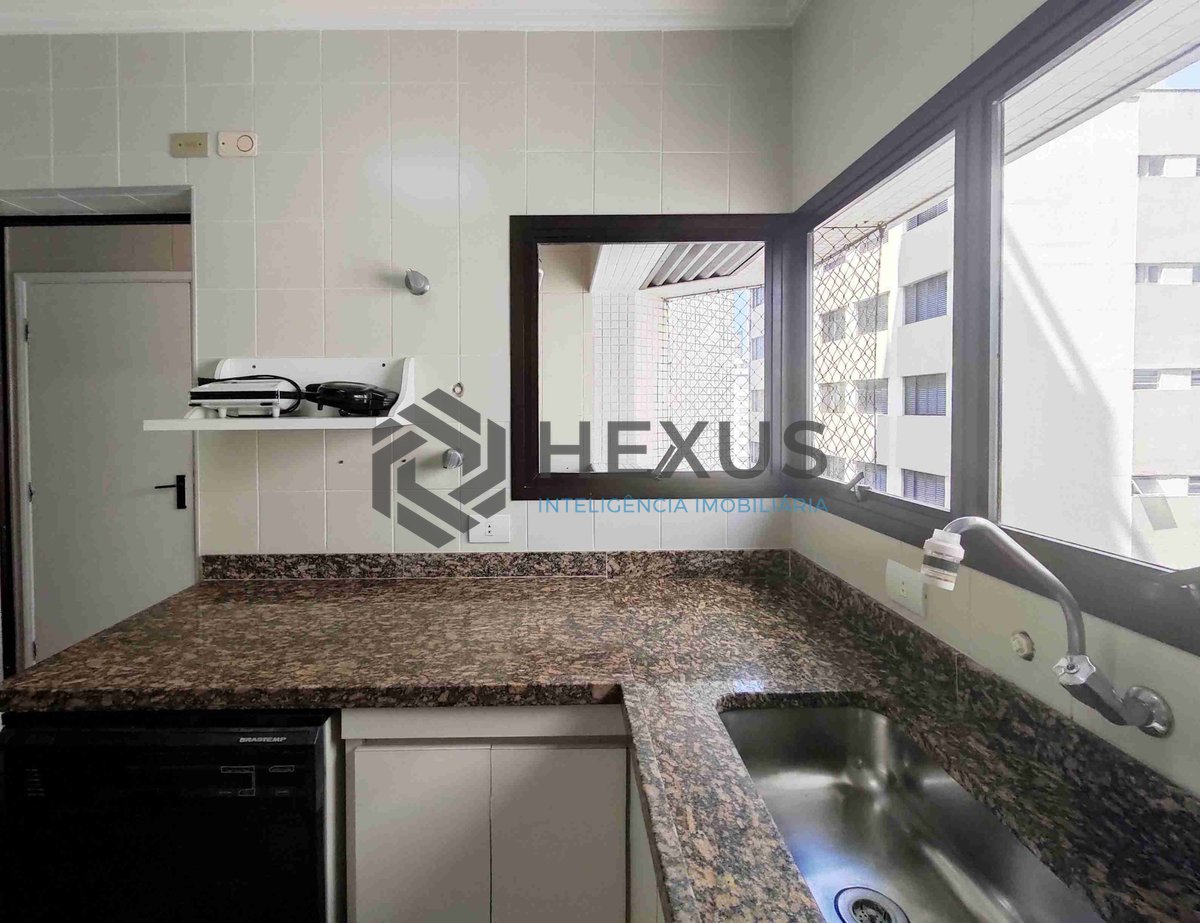 Foto 31 de Apartamento com varanda e lazer a uma quadra da Praia das Asturias, Guaruja