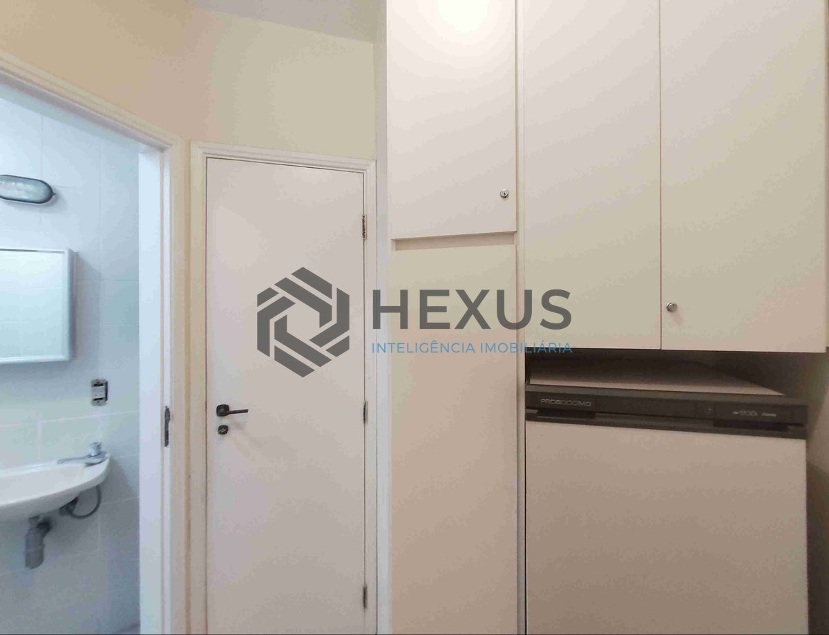 Foto 35 de Apartamento com varanda e lazer a uma quadra da Praia das Asturias, Guaruja