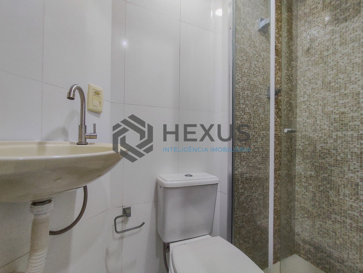 Foto 22 de Apartamento com varanda e lazer a uma quadra da Praia das Asturias, Guaruja