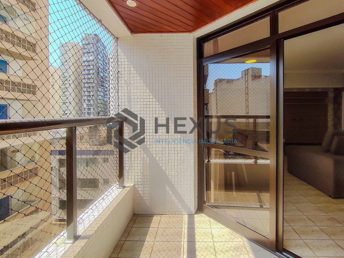 Foto 8 de Apartamento com varanda e lazer a uma quadra da Praia das Asturias, Guaruja