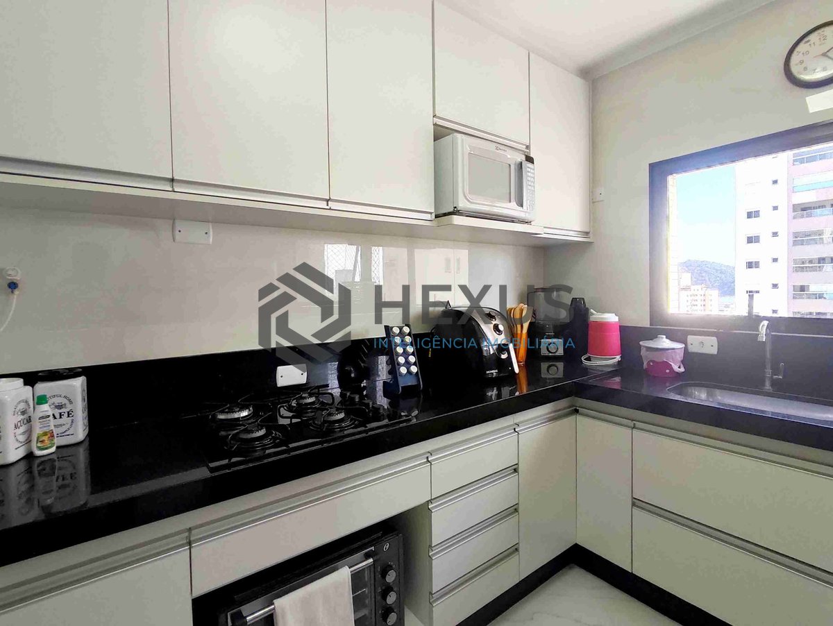 Foto 24 de Apartamento com varanda e lazer a uma quadra da Praia das Asturias, Guaruja