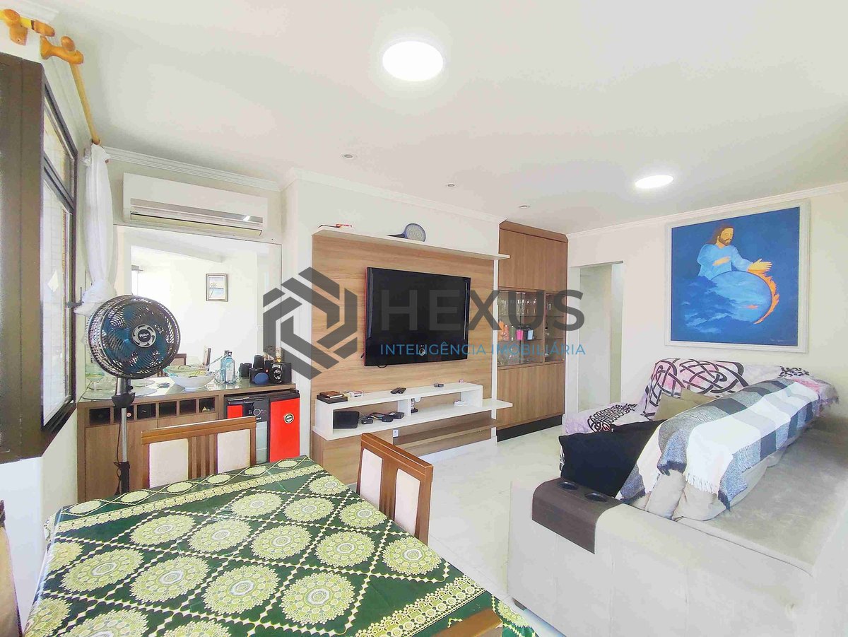 Foto 5 de Apartamento com varanda e lazer a uma quadra da Praia das Asturias, Guaruja