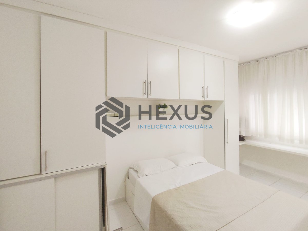 Foto 11 de Apartamento a duas quadras da Praia das Pitangueiras, Guaruja