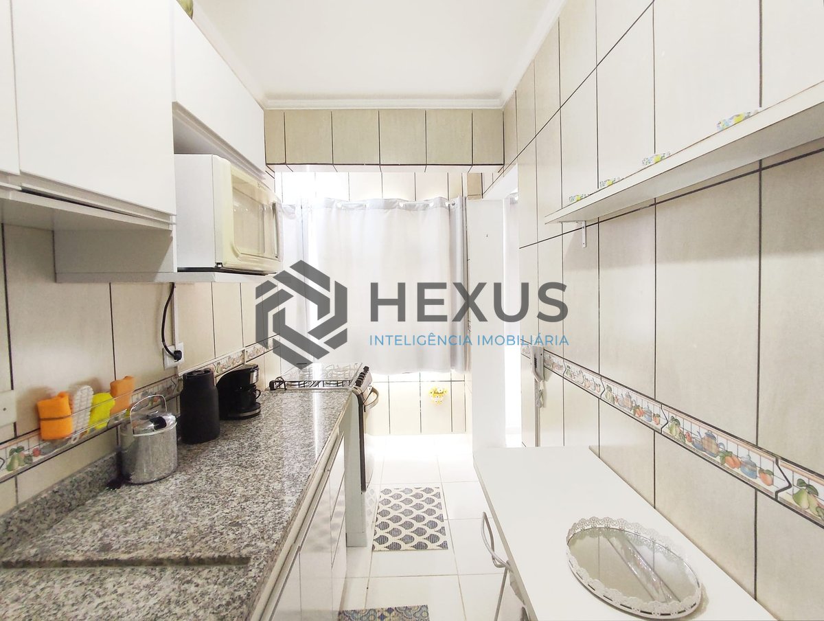 Foto 18 de Apartamento a duas quadras da Praia das Pitangueiras, Guaruja