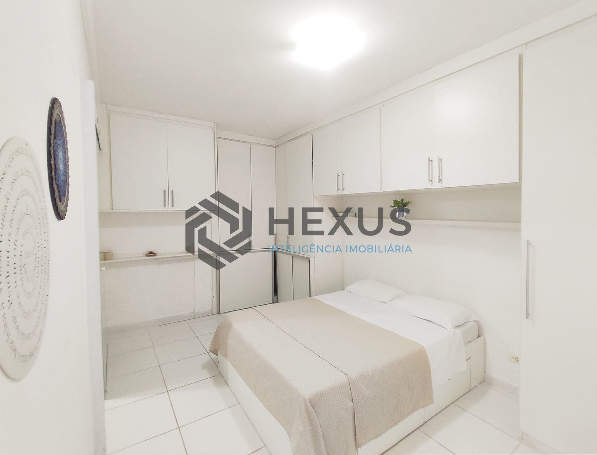 Foto 8 de Apartamento a duas quadras da Praia das Pitangueiras, Guaruja