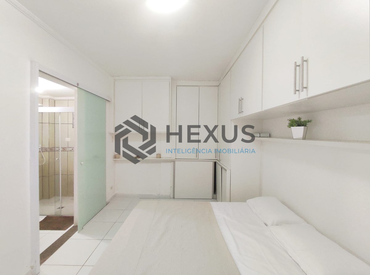 Foto 9 de Apartamento a duas quadras da Praia das Pitangueiras, Guaruja